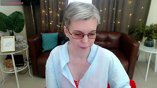 Cutie Erikaa1 online show from 12-26-24, 08:50