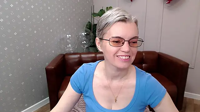 Cutie Erikaa1 online show from 02-13-26, 02:18