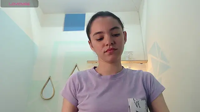 Mia-kalinfa online show from 02-17-25, 12:48