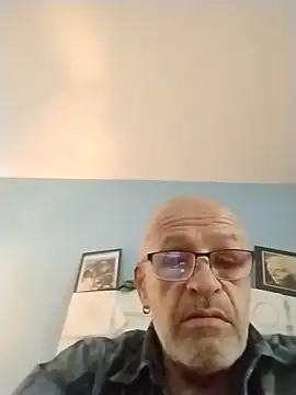 geilerschwanz64 online show from 04-25-26, 09:45