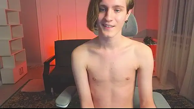 Snapshot of nikompell chatting on 01-26-25, 06:17 nikompell online show from 01-26-25, 06:17