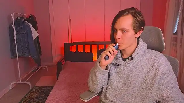 Snapshot of nikompell chatting on 03-02-25, 04:39 nikompell online show from 03-02-25, 04:39