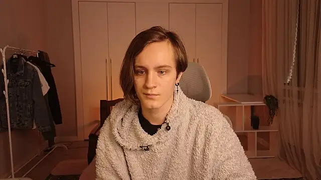 Snapshot of nikompell chatting on 03-09-25, 05:11 nikompell online show from 03-09-25, 05:11