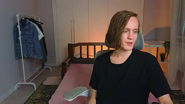 Snapshot of nikompell chatting on 03-23-25, 04:05 nikompell online show from 03-23-25, 04:05