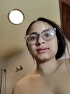 aleejhandraa online show from 11-02-25, 05:59