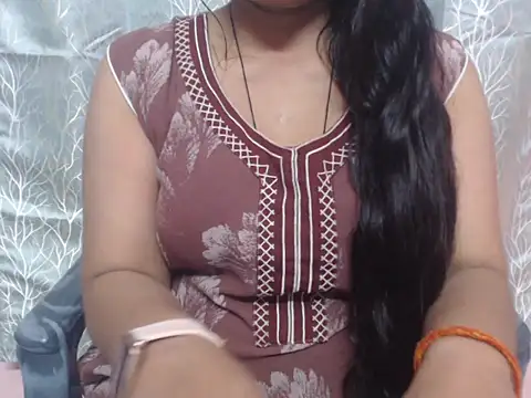 Snapshot of Jannat_ji chatting on 12-23-25, 08:45 Jannat ji online show from 12-23-25, 08:45