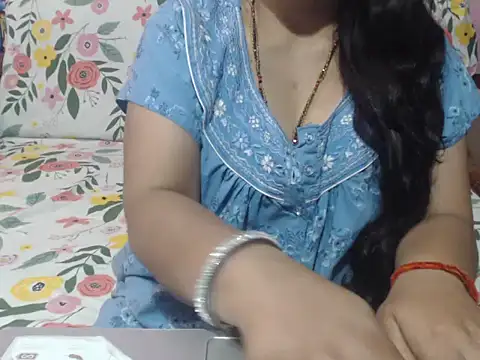 Snapshot of Jannat_ji chatting on 03-17-26, 11:35 Jannat ji online show from 03-17-26, 11:35