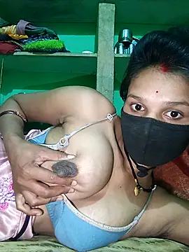 Hoty girl 143 online show from 02-19-26, 07:54