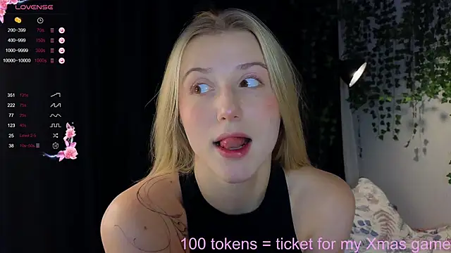 ArianaMur online show from 12-25-24, 01:20