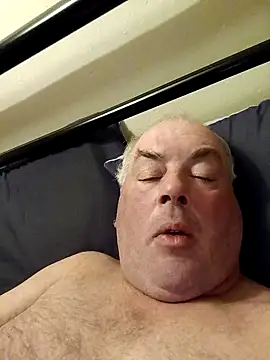 Snapshot of thank1973 chatting on 09-30-25, 07:08 thank1973 online show from 09-30-25, 07:08