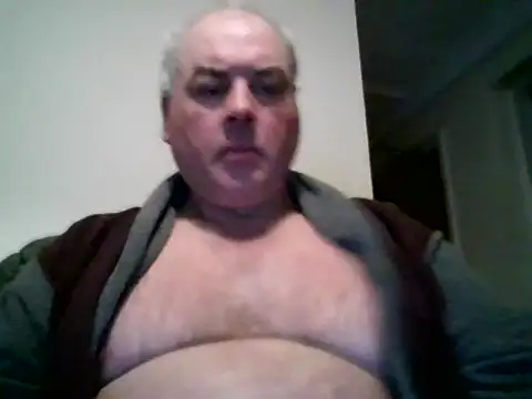 Snapshot of thank1973 chatting on 10-19-25, 06:41 thank1973 online show from 10-19-25, 06:41