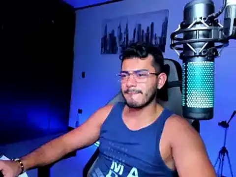 BrunoD31 online show from 12-21-24, 04:52