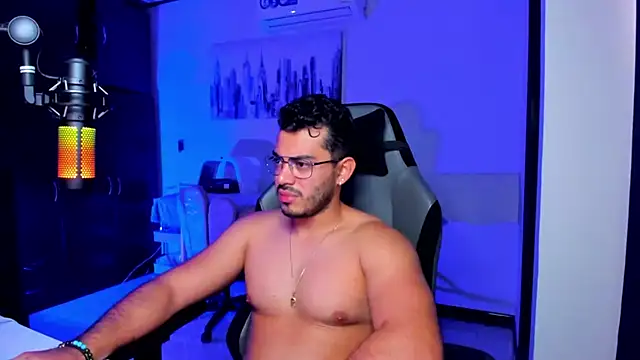 BrunoD31 online show from 10-20-25, 04:07