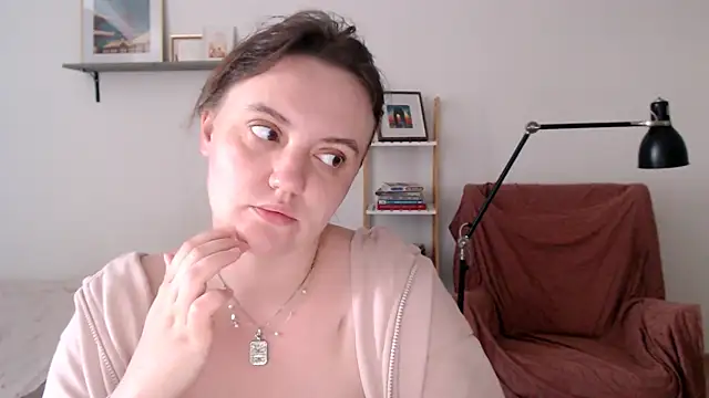 Snapshot of Lella_Ryann_ chatting on 07-19-26, 11:47 Lella Ryann online show from 07-19-26, 11:47