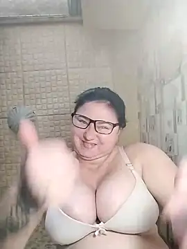 Holly-69 online show from 11-23-25, 11:10