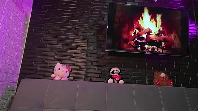Snapshot of missycanoo chatting on 01-22-25, 02:59 missycanoo online show from 01-22-25, 02:59