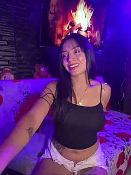 Snapshot of missycanoo chatting on 02-13-25, 03:39 missycanoo online show from 02-13-25, 03:39