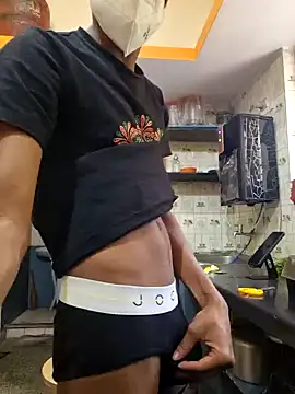 Snapshot of KissesBoyAD chatting on 12-11-24, 05:00 KissesBoyAD online show from 12-11-24, 05:00