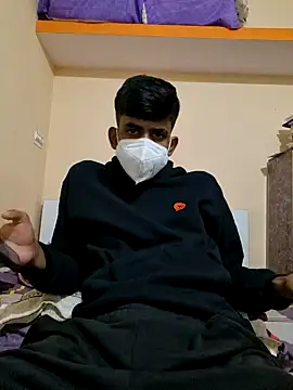 Snapshot of KissesBoyAD chatting on 12-14-24, 04:09 KissesBoyAD online show from 12-14-24, 04:09