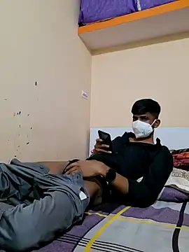 Snapshot of KissesBoyAD chatting on 12-19-24, 03:41 KissesBoyAD online show from 12-19-24, 03:41
