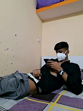 Snapshot of KissesBoyAD chatting on 12-19-24, 06:45 KissesBoyAD online show from 12-19-24, 06:45