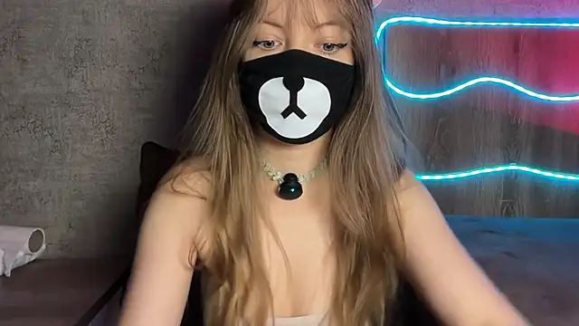 Snapshot of Your_Little_Bear chatting on 06-16-26, 01:08 Your Little Bear online show from 06-16-26, 01:08