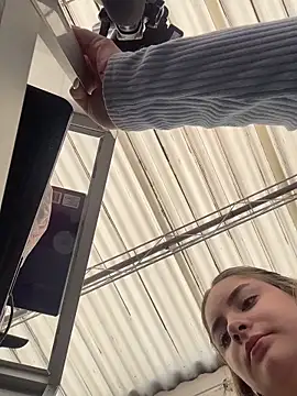 imlindapink online show from 03-27-26, 05:01