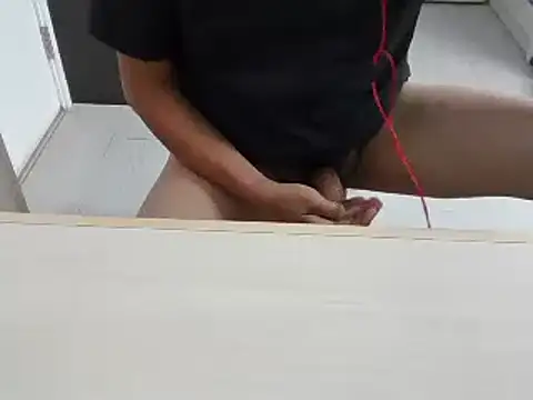 Snapshot of XiaoGuoGuo284512 chatting on 12-21-24, 04:41 XiaoGuoGuo284512 online show from 12-21-24, 04:41