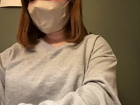 Snapshot of _Yui_ chatting on 01-15-25, 10:06  Yui  online show from 01-15-25, 10:06