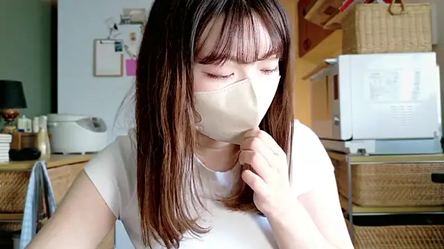 Snapshot of _Yui_ chatting on 09-27-25, 06:18  Yui  online show from 09-27-25, 06:18