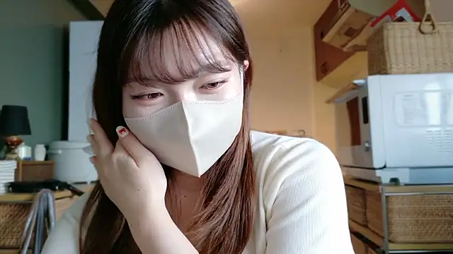 Snapshot of _Yui_ chatting on 09-29-25, 07:13  Yui  online show from 09-29-25, 07:13