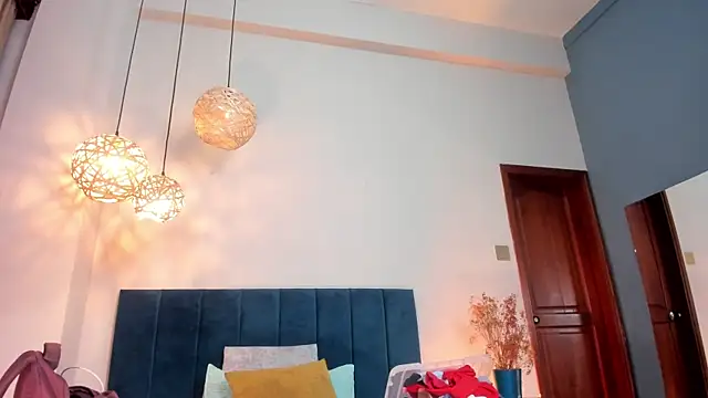 LaraGoldd online show from 02-24-26, 12:41