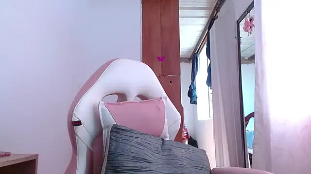 sapphiresexyhot online show from 07-31-26, 07:35