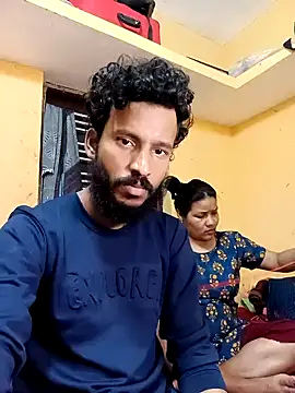 Snapshot of Radhikadavi879 chatting on 02-01-25, 01:20 Radhikadavi879 online show from 02-01-25, 01:20