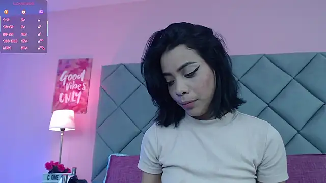 SaraSchmitt online show from 03-12-25, 07:17