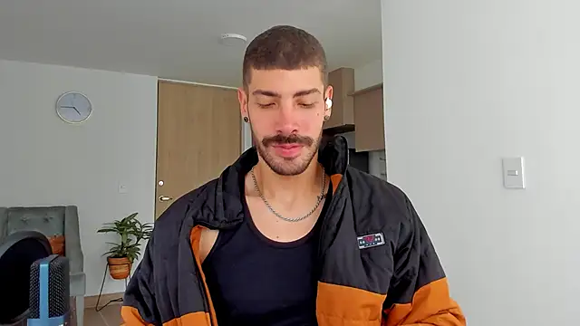 Guyinthemountain online show from 12-26-24, 12:16