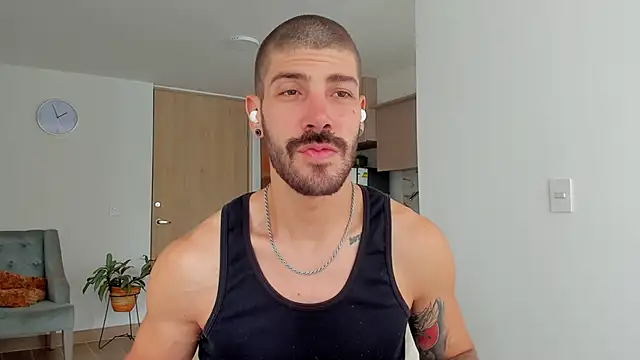 Guyinthemountain online show from 02-04-25, 03:04