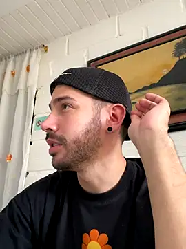 Guyinthemountain online show from 10-20-25, 08:31