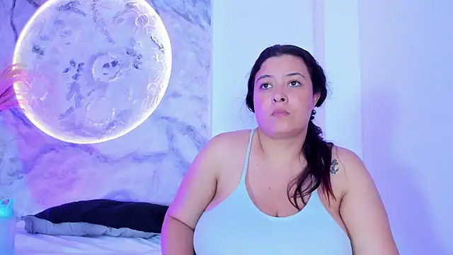 JulietaKane online show from 03-17-26, 05:22