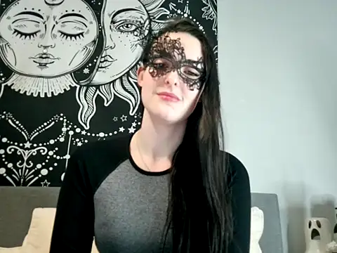 LexiSnowUK online show from 01-30-25, 09:04