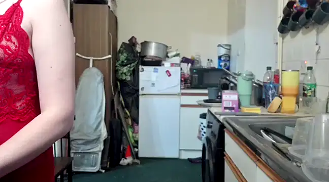 LexiSnowUK online show from 03-03-25, 05:39