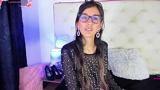 Snapshot of _jade_white_ chatting on 03-14-25, 12:51 jade white online show from 03-14-25, 12:51