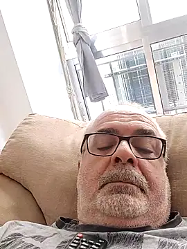 Satiro Sevilla online show from 09-30-25, 01:38