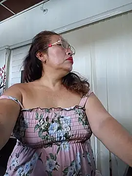 anniecoopeer online show from 04-20-26, 07:26