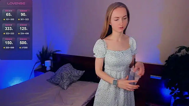 EsmaCarll online show from 12-09-24, 02:02