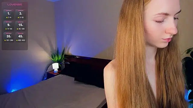 EsmaCarll online show from 12-26-24, 02:44