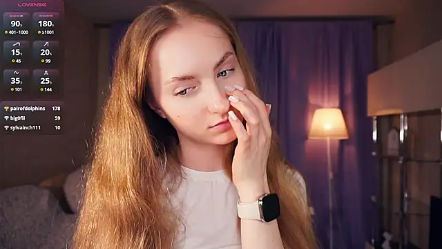 EsmaCarll online show from 01-10-25, 11:18