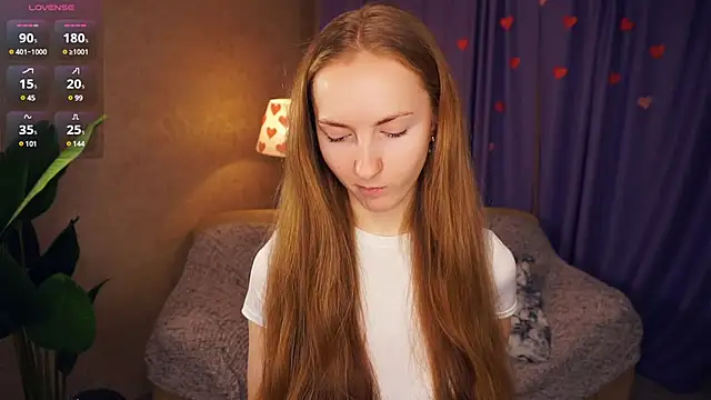 EsmaCarll online show from 02-28-25, 08:28