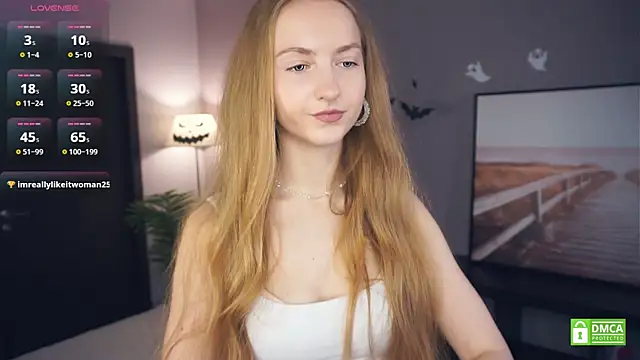 EsmaCarll online show from 11-30-25, 05:39