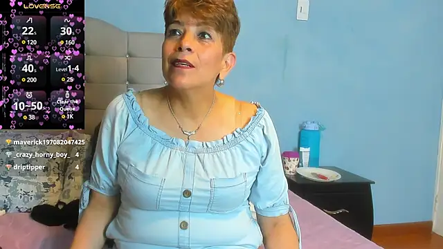 Snapshot of Angelina_Stone_65 chatting on 01-25-25, 11:54 Angelina Stone 65 online show from 01-25-25, 11:54